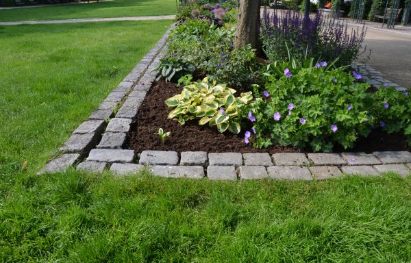 Stone Edging Installation in Fairhope